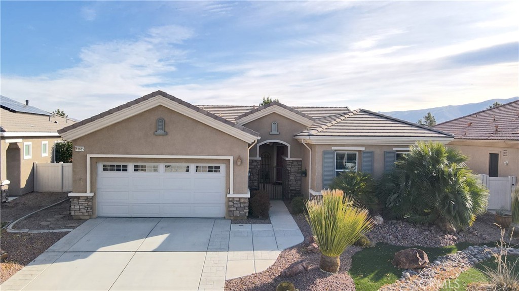 10605 Lanigan Rd, Apple Valley, CA 92308 MLS HD22250074 Coldwell Banker