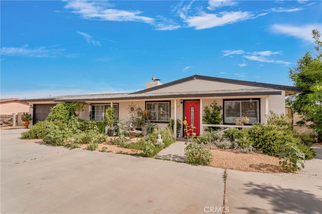 21937 Dotame Ave, Apple Valley, CA 92307 MLS HD23108141 Coldwell Banker
