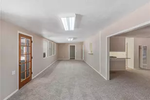 9345 10th Ave, Hesperia, CA 92345 - Photo 11