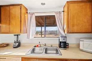 16341 Fremontia St, Hesperia, CA 92345 - Photo 11