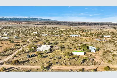 20720 Chickawill Road, Apple Valley, CA 92308 - Photo 1