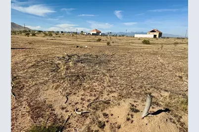 22889 Las Tunas Drive, Apple Valley, CA 92308 - Photo 1