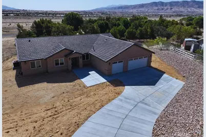 19000 Covina Street, Hesperia, CA 92345 - Photo 1