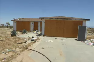 11975 Barbet Rd, Phelan, CA 92371 - Photo 1