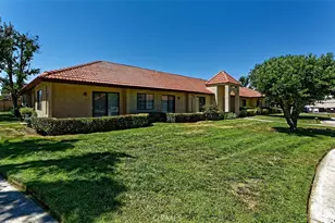 19236 Cottonwood Dr, Apple Valley, CA 92308 - Photo 1