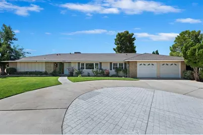 19545 Shoshonee Road, Apple Valley, CA 92307 - Photo 1