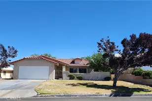 13952 Topmast Dr, Helendale, CA 92342 - Photo 1
