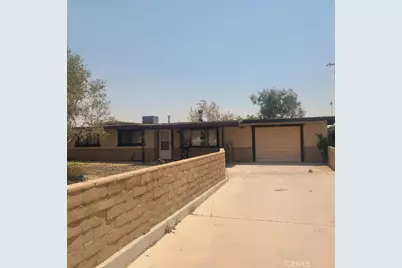 23597 Hiawatha Road, Apple Valley, CA 92307 - Photo 1
