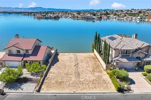 17995 Lakeview Dr, Victorville, CA 92395 - Photo 1