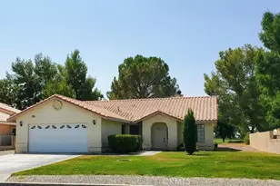 27805 Hummingbird Ln, Helendale, CA 92342 - Photo 1