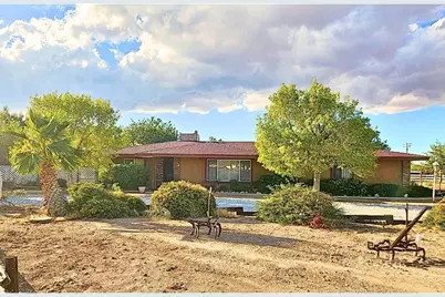 22350 Ramona, Apple Valley, CA 92307 - Photo 1