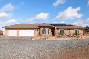 7925 Anaconda, Oak Hills, CA 92344 - Photo 1