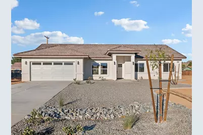 15590 Dale Evans Parkway, Apple Valley, CA 92307 - Photo 1