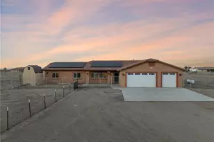 2994 Manzano Rd, Pinon Hills, CA 92372 - Photo 1