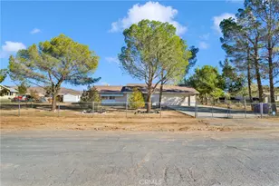 15481 Ramona, Apple Valley, CA 92307 - Photo 1
