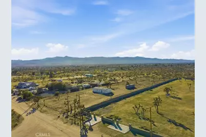 11878 Pacific Road, Phelan, CA 92371 - Photo 1