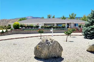 325 Canyon Rd, Pinon Hills, CA 92372 - Photo 1