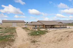 22820 Via Seco, Apple Valley, CA 92308 - Photo 1