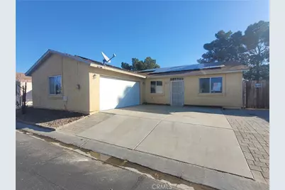 25064 Avenida Laredo, Barstow, CA 92311 - Photo 1