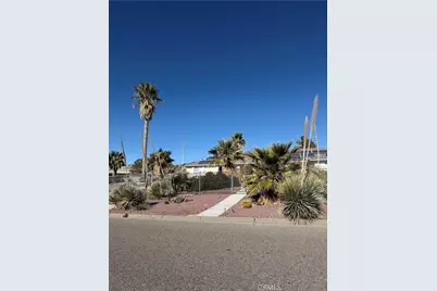 17712 Siskiyou Road, Apple Valley, CA 92307 - Photo 1