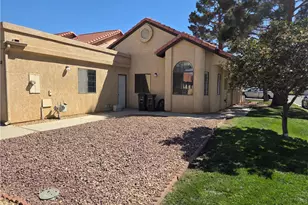 19099 Frances, Apple Valley, CA 92308 - Photo 1