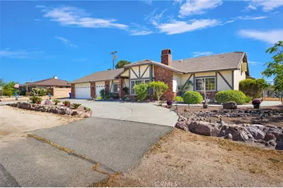 19985 Red Feather, Apple Valley, CA 92307 - Photo 1