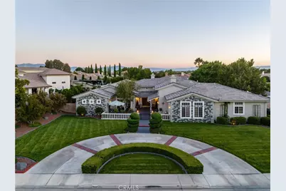 19237 Estancia, Apple Valley, CA 92308 - Photo 1