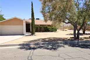 23911 Tahquitz, Apple Valley, CA 92307 - Photo 1