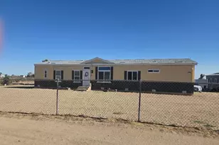 6026 Dos Palmas, Phelan, CA 92371 - Photo 1