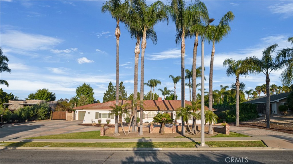 3133 Sonrisa Dr, Corona, CA 92881 MLS IG23089778 Coldwell Banker