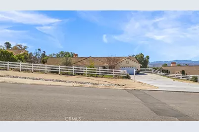 18365 Mariposa Avenue, Riverside, CA 92508 - Photo 1