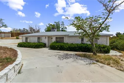 11671 Jacaranda Avenue, Hesperia, CA 92345 - Photo 1