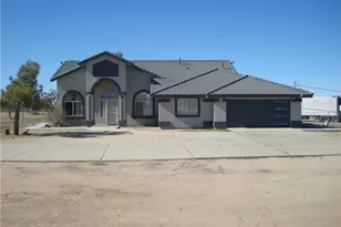 11530 Manada Rd, Phelan, CA 92371 - Photo 1