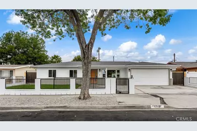 1202 N Gates Street, Santa Ana, CA 92703 - Photo 1