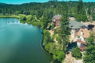 781 Brentwood Dr, Lake Arrowhead, CA 92352 - Photo 1