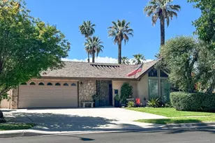 102 E Crestview St, Corona, CA 92879 - Photo 1