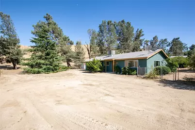 46404 Kings Canyon Road, Lancaster, CA 93536 - Photo 1