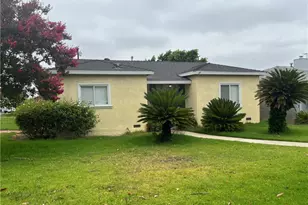 725 W 10th St, Corona, CA 92882 - Photo 1