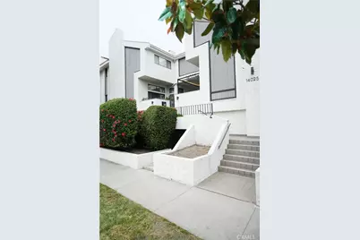 14025 Riverside Drive #3, Sherman Oaks, CA 91423 - Photo 1