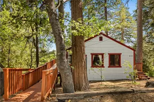 545 W Victoria Ct, Lake Arrowhead, CA 92352 - Photo 1