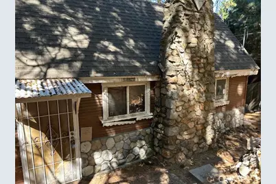 982 Oak (Aka 22668 Crest Forest Dr.) Drive, Crestline, CA 92325 - Photo 1