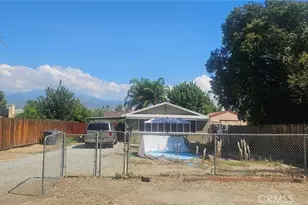 338 N Hemet, Hemet, CA 92544 - Photo 1