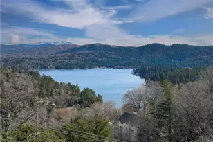 1096 Nadelhorn Dr, Lake Arrowhead, CA 92352 - Photo 1
