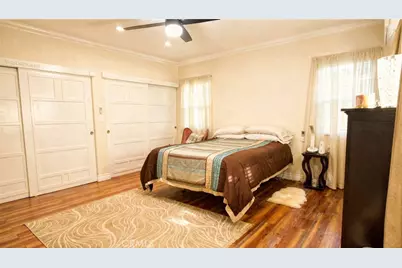 10520 E Zamora Avenue, Los Angeles, CA 90002 - Photo 1