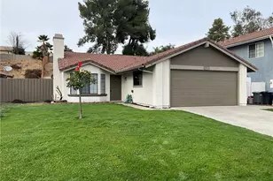 39513 Oak Cliff Dr, Temecula, CA 92591 - Photo 1