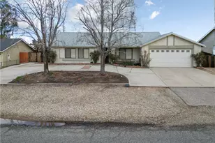 10217 Mount Shasta, Hesperia, CA 92345 - Photo 1