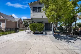 927 Orange St, Redlands, CA 92374 - Photo 1