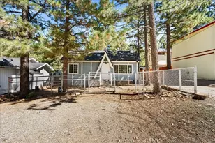 225 Sunset, Sugarloaf, CA 92386 - Photo 1