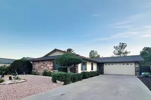 13925 Burning Tree Dr, Victorville, CA 92395 - Photo 1