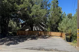 956 Teakwood, Lake Arrowhead, CA 92352 - Photo 1